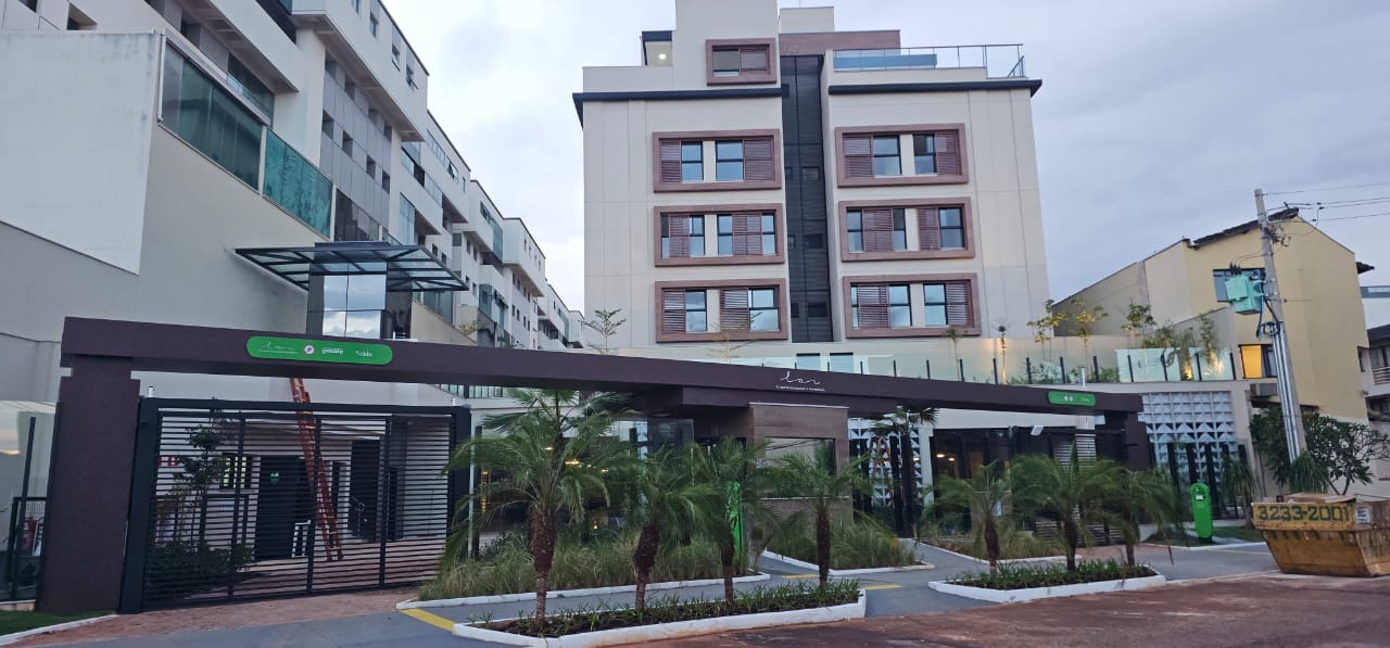 Fachada do LAR - Residencial & Spa Urbano
